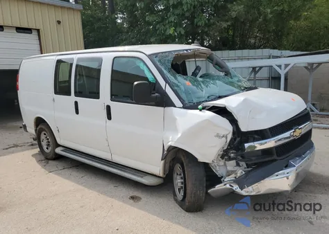 2023 Chevrolet Express G2500 из США, поврежденный, VIN 1GCWGAFP3P1127328